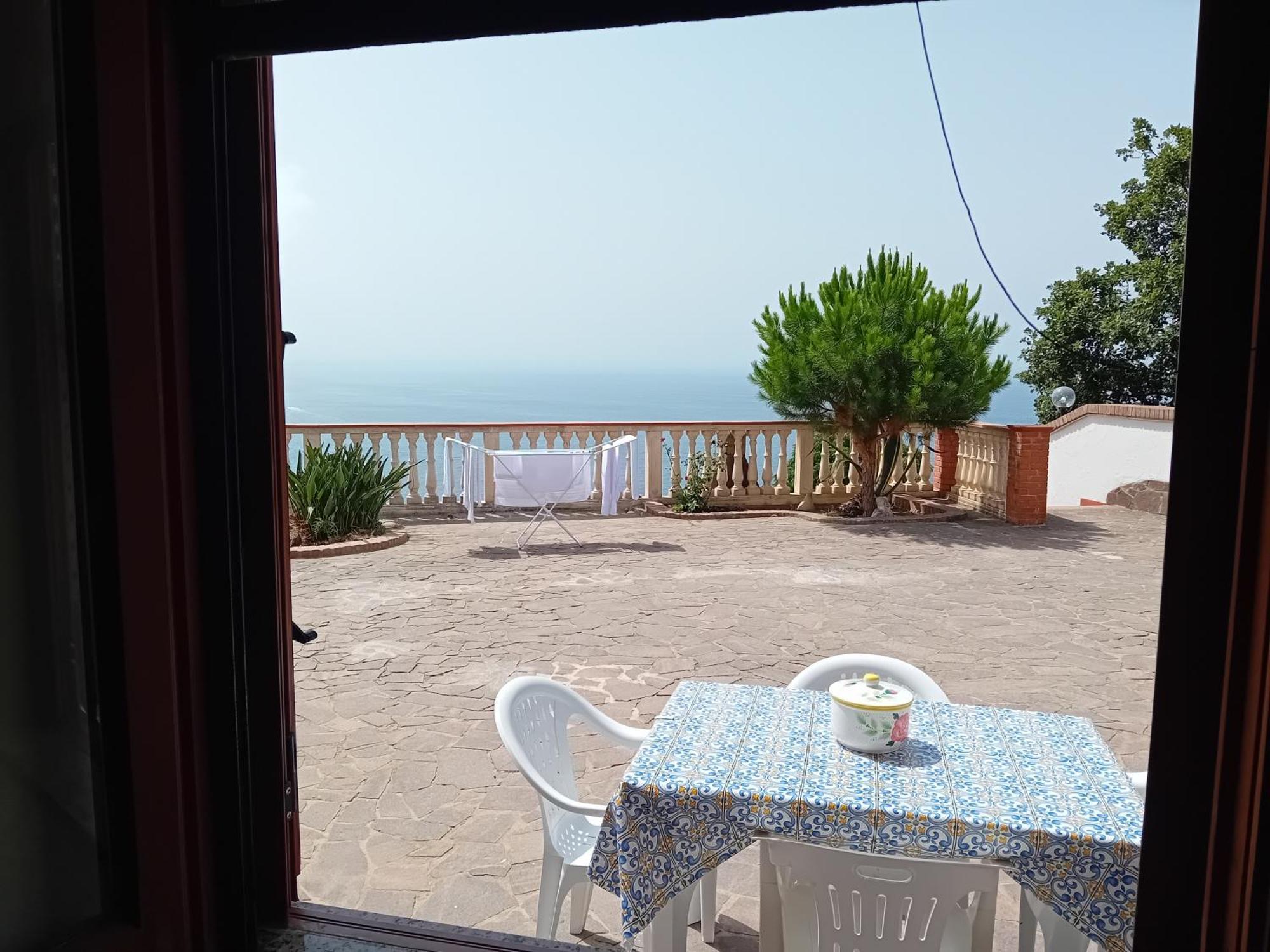 Villamargherita Capo Vaticano Luaran gambar