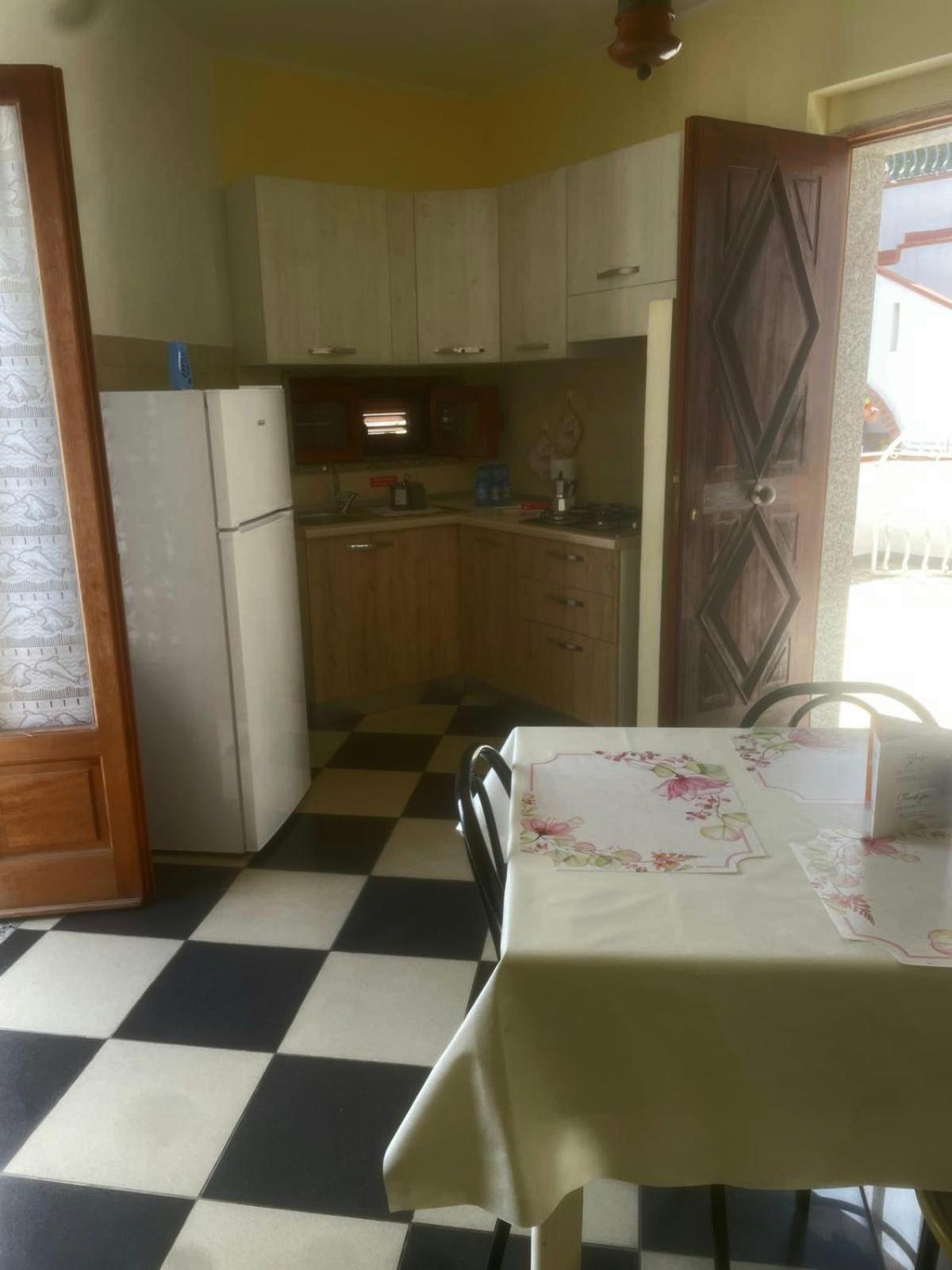 Villamargherita Capo Vaticano Luaran gambar