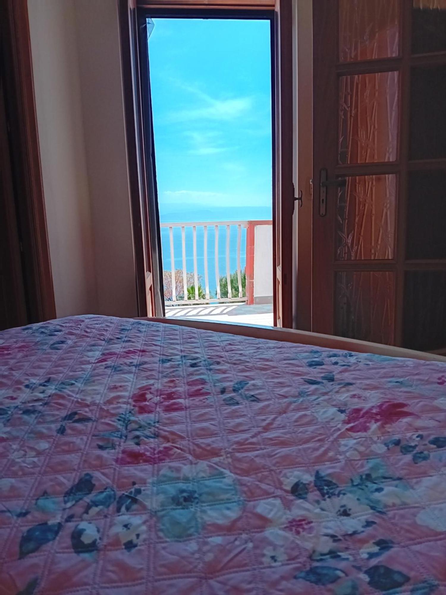 Villamargherita Capo Vaticano Luaran gambar